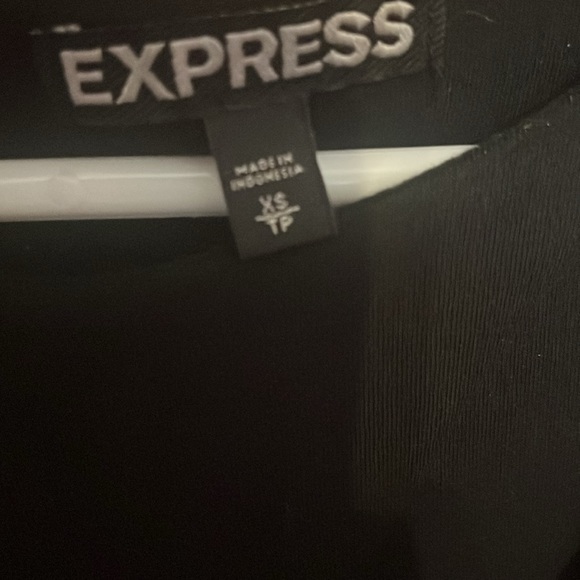 Express dress - Picture 3 of 5